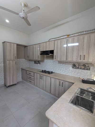 10 MARLA UPPER PORTION FOR RENT