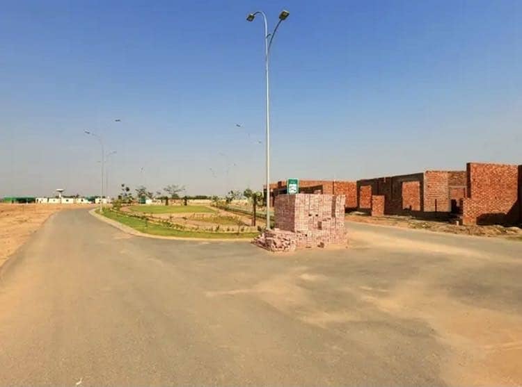 5 marla plot Etihad town Phase 2 7