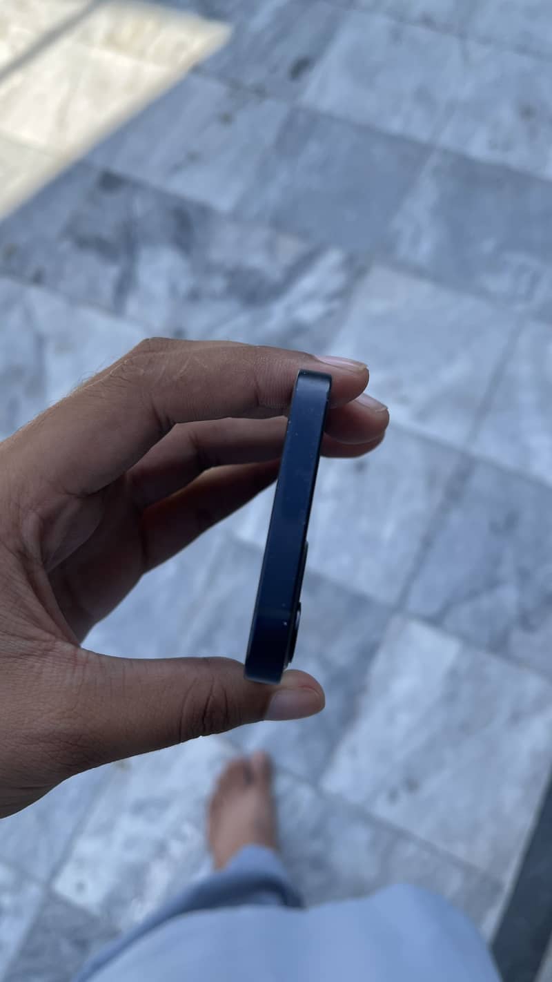 Apple iPhone 12 mini 5