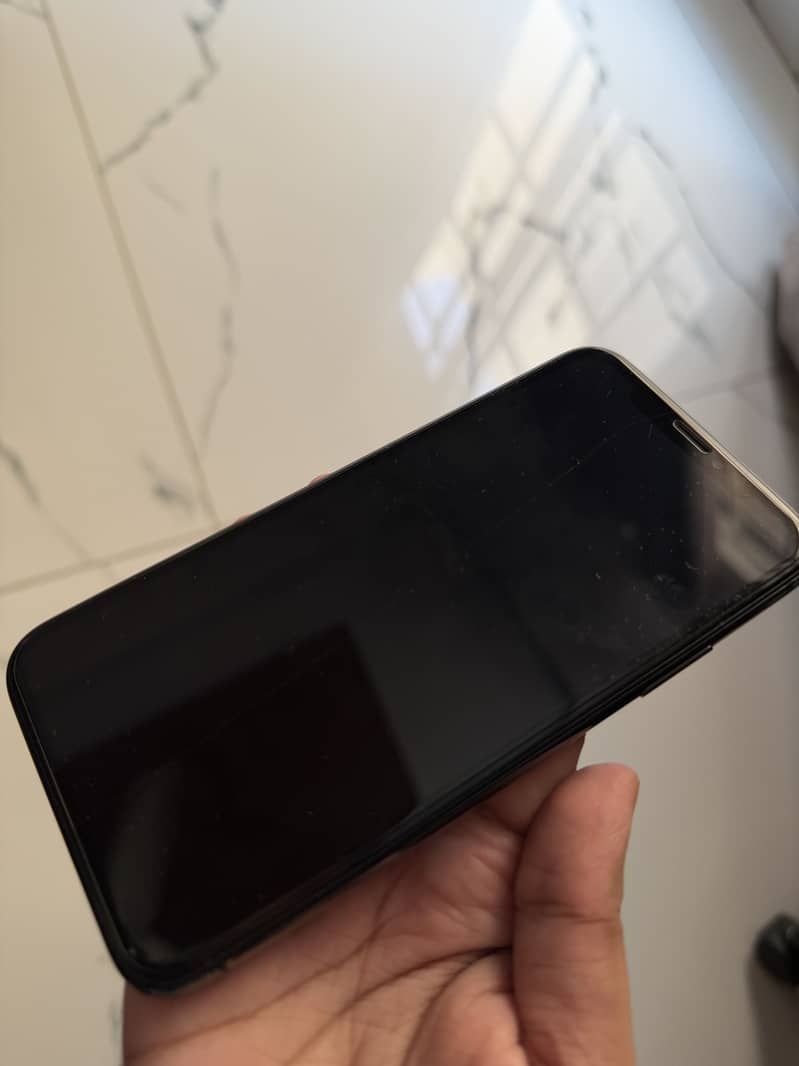 Apple iPhone X 256 GB 1