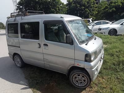 Nissan Clipper 2011