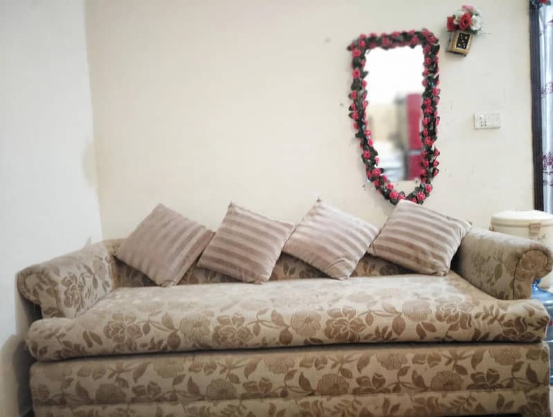 Sofa set 4+3+1+1+Table 1
