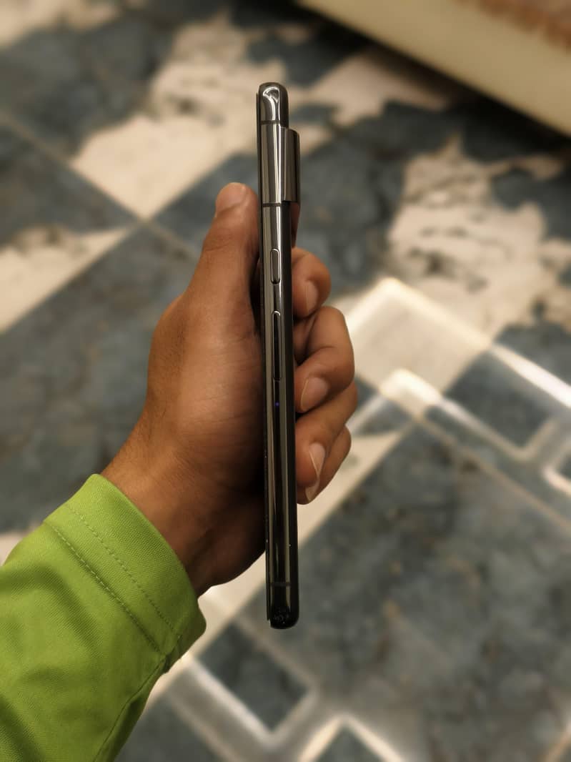 Google Pixel 8 Pro 5