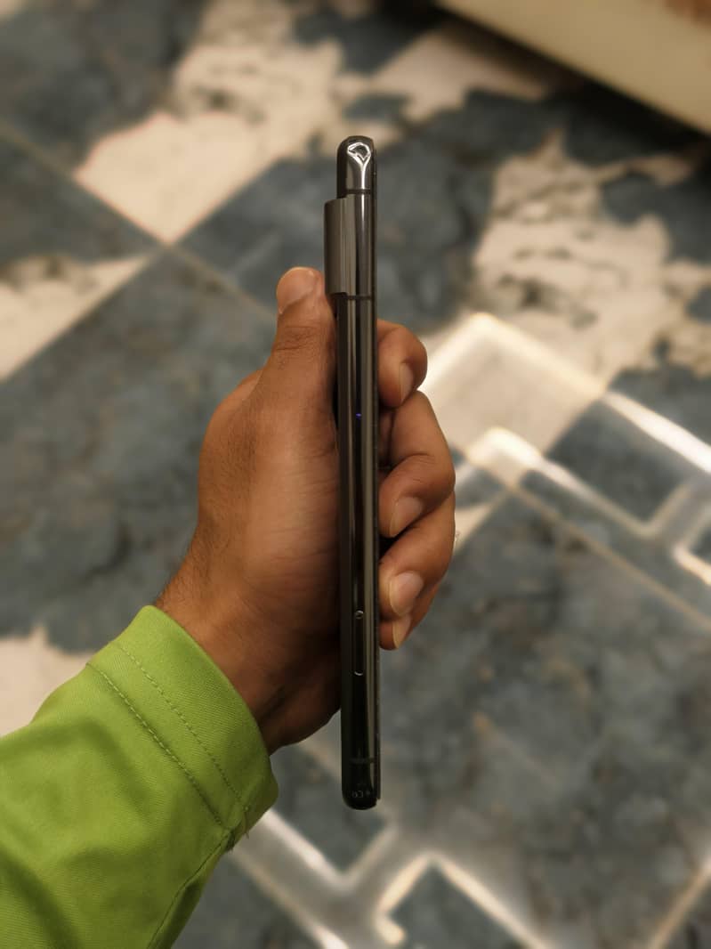 Google Pixel 8 Pro 6