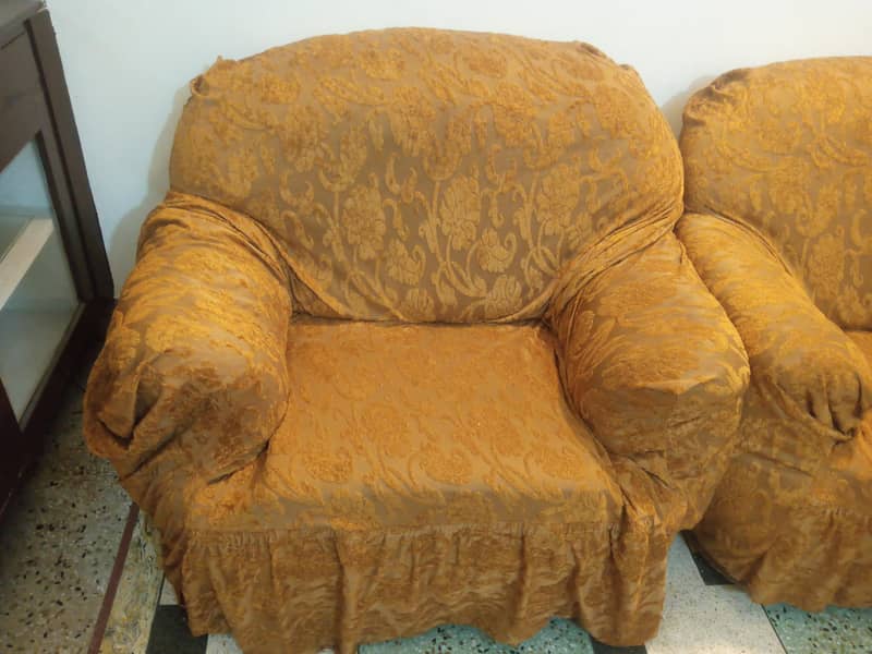 7 seated sofa 1