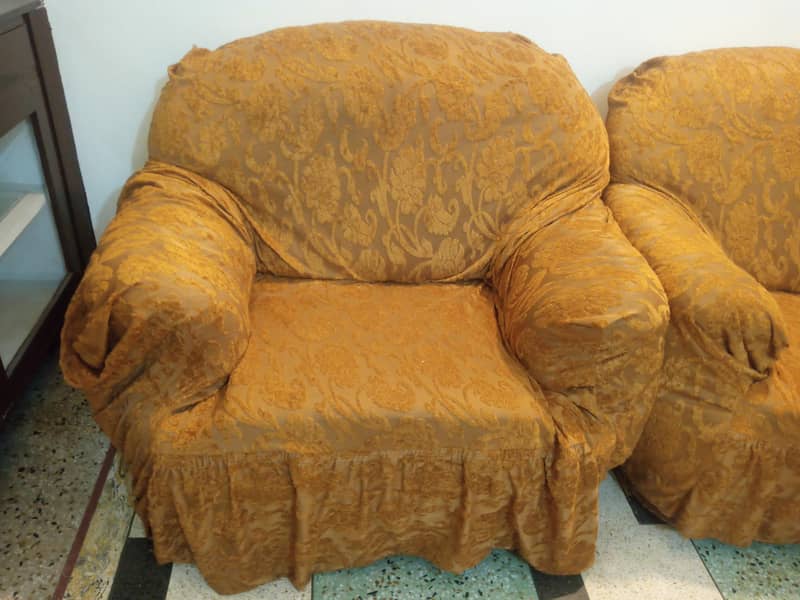 7 seated sofa 3