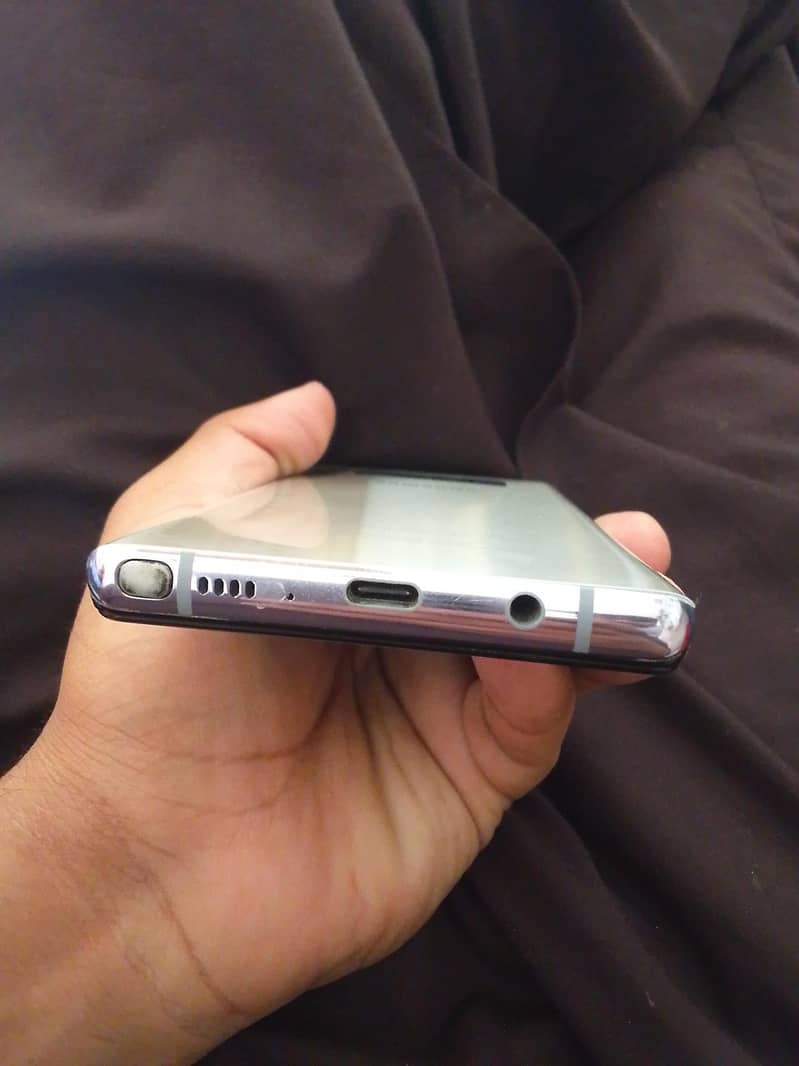 Samsung Mobile Note 8 5