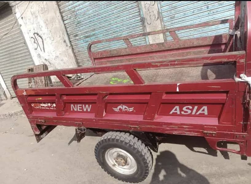 Loader for rent 10/10 condition 1