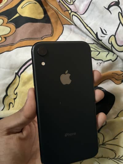 Apple iPhone XR