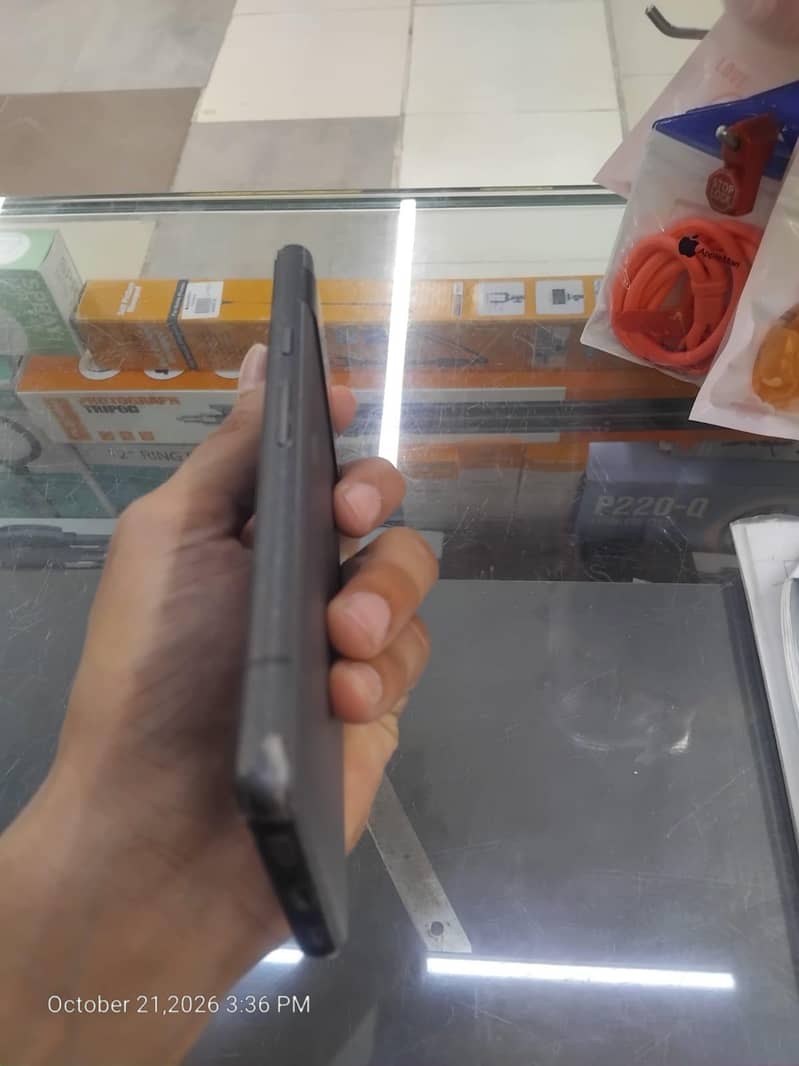 google pixel 7a 4