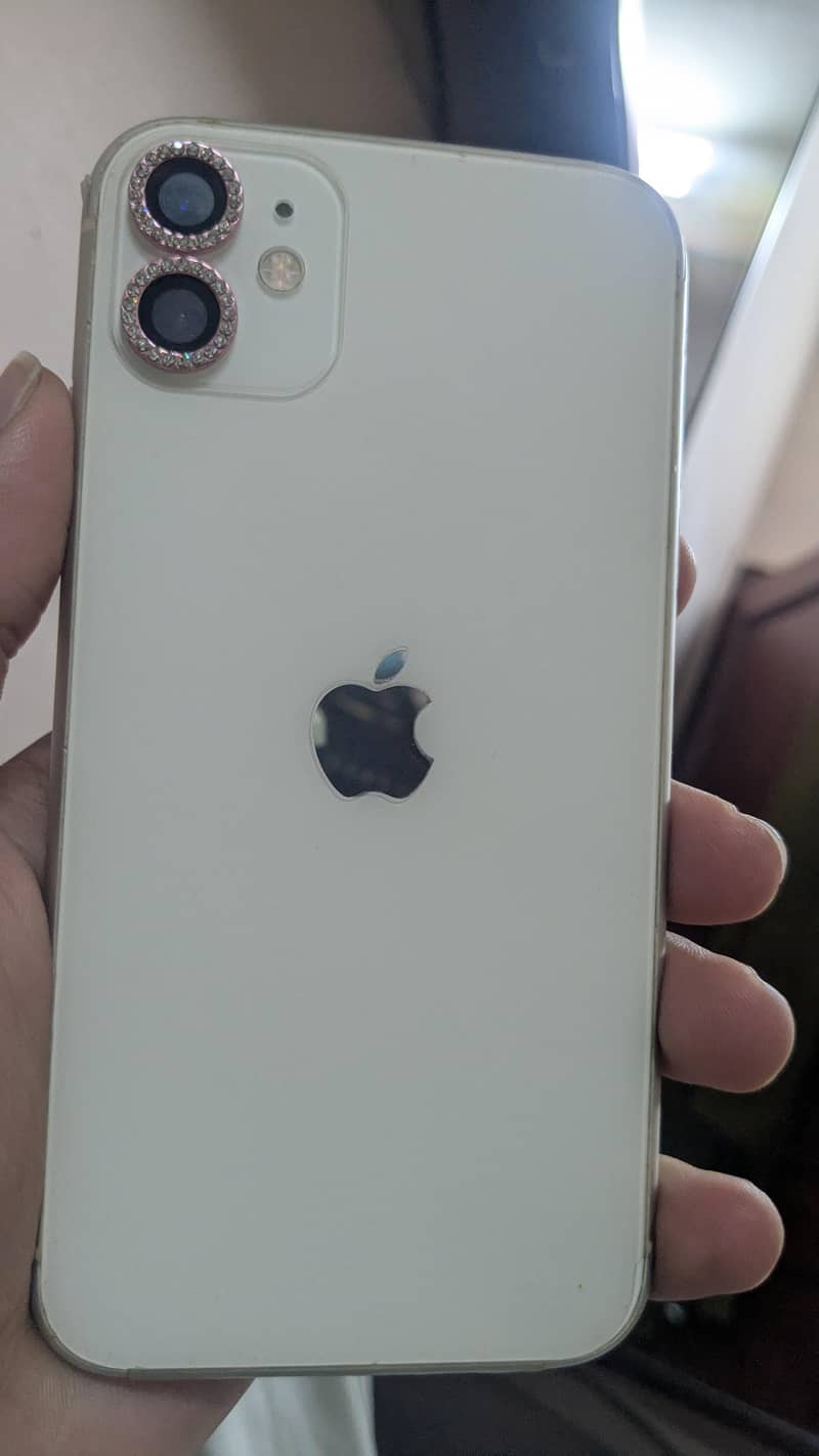 Apple iPhone 11 0