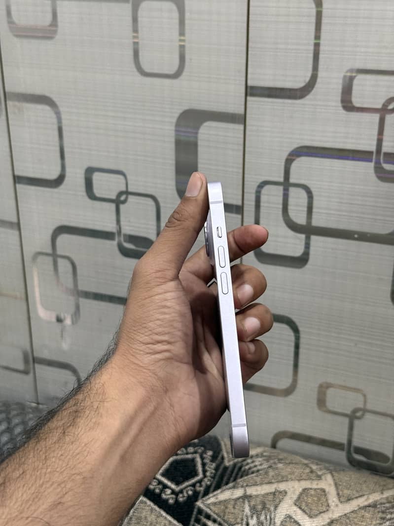 iPhone 14 Jv 3