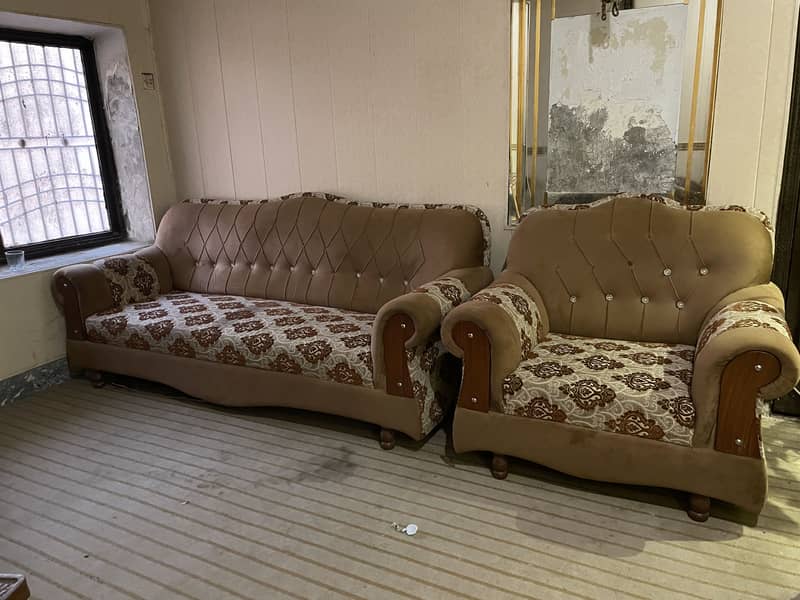 5 seater sofa 0
