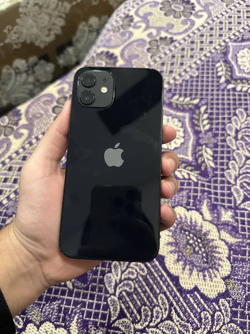 Apple iPhone 12 2