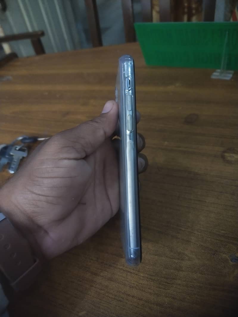 Apple iPhone X 2