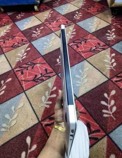 mackbook air for sale 10/10