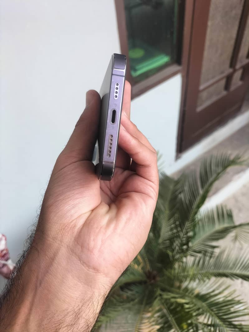 Apple iPhone 14 Pro Max 3