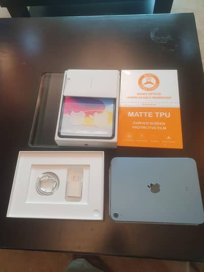 iPad 10th Generation | 64GB | Blue | 10/10 Complete Box