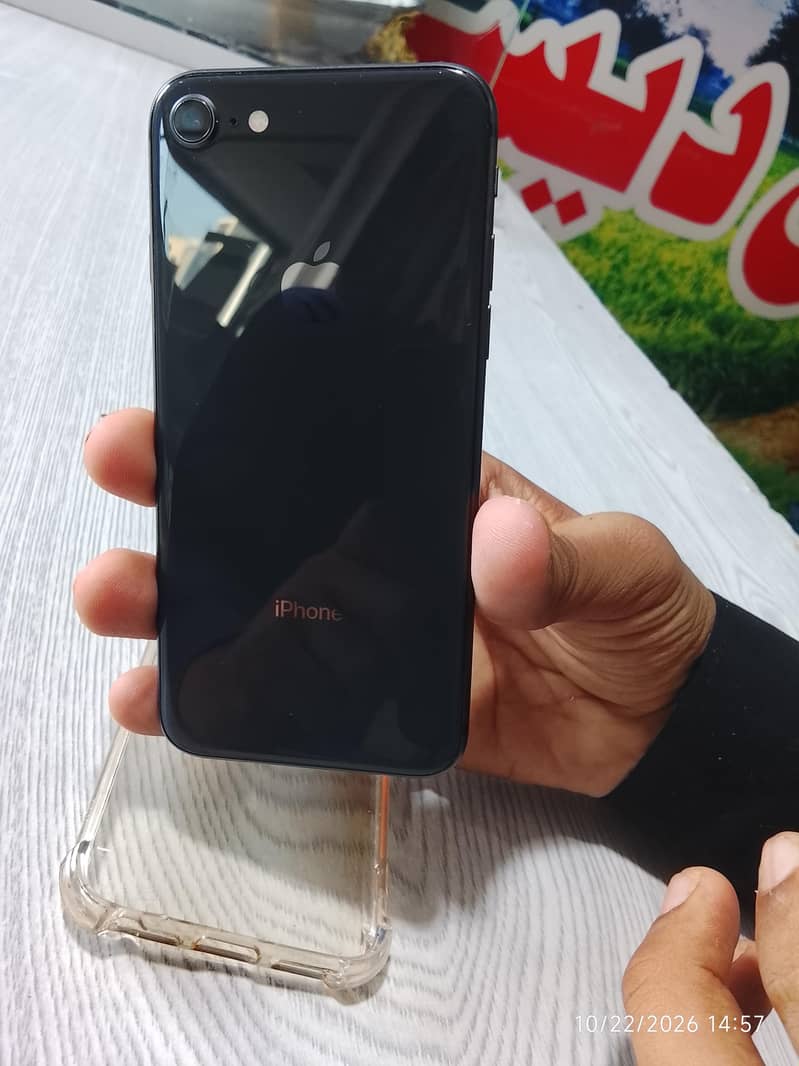 Apple iPhone 8 0