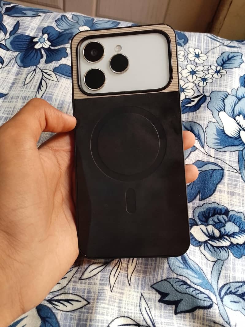 Tecno Spark 40 2