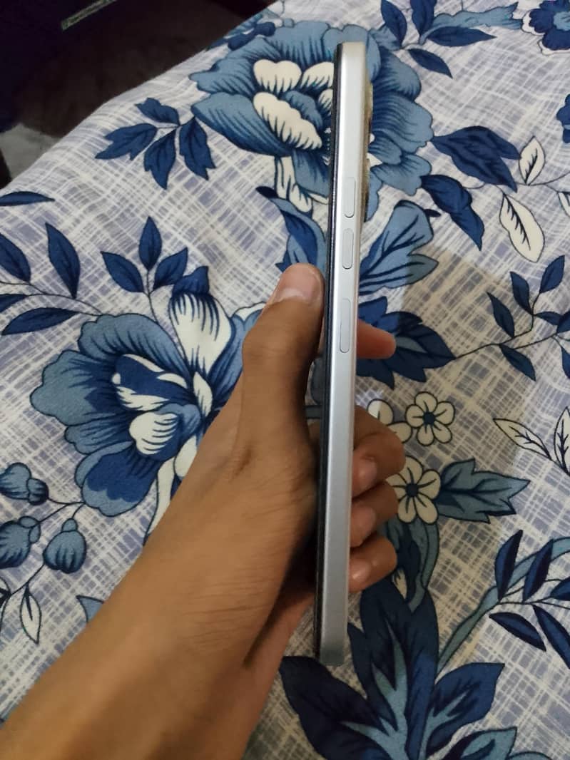 Tecno Spark 40 6