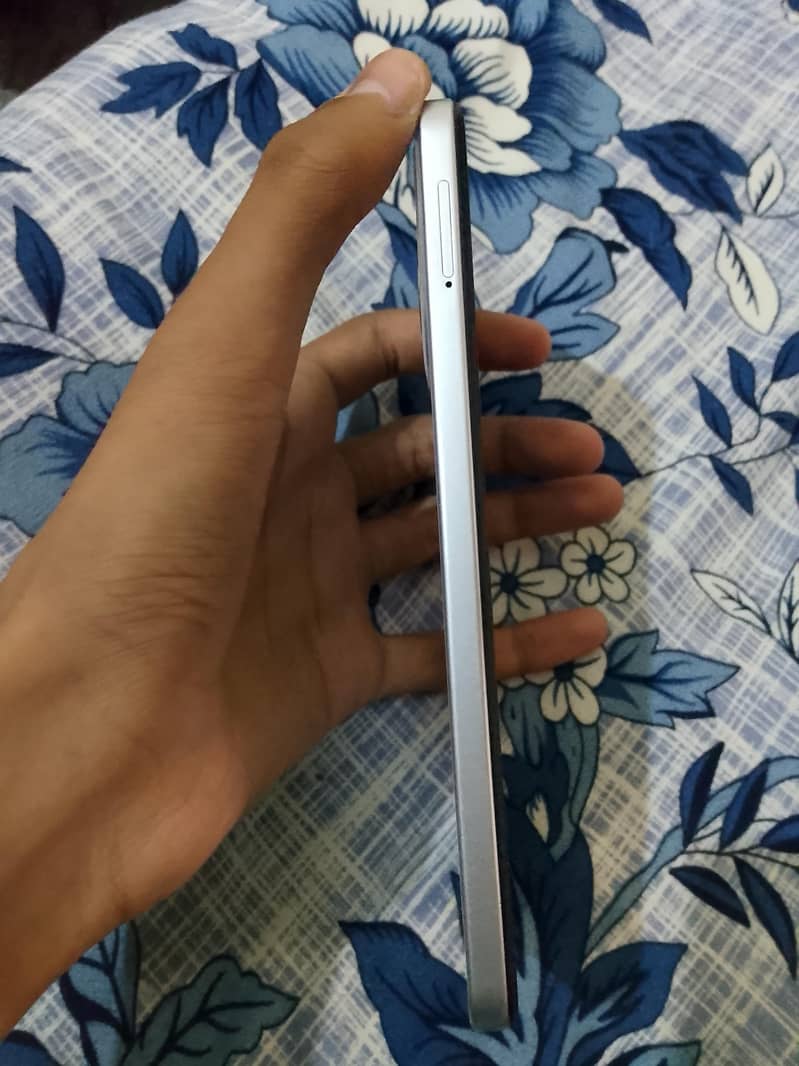 Tecno Spark 40 7