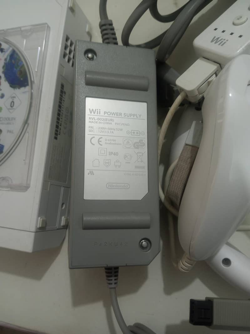 Nintendo Wii (Complete Setup) 2