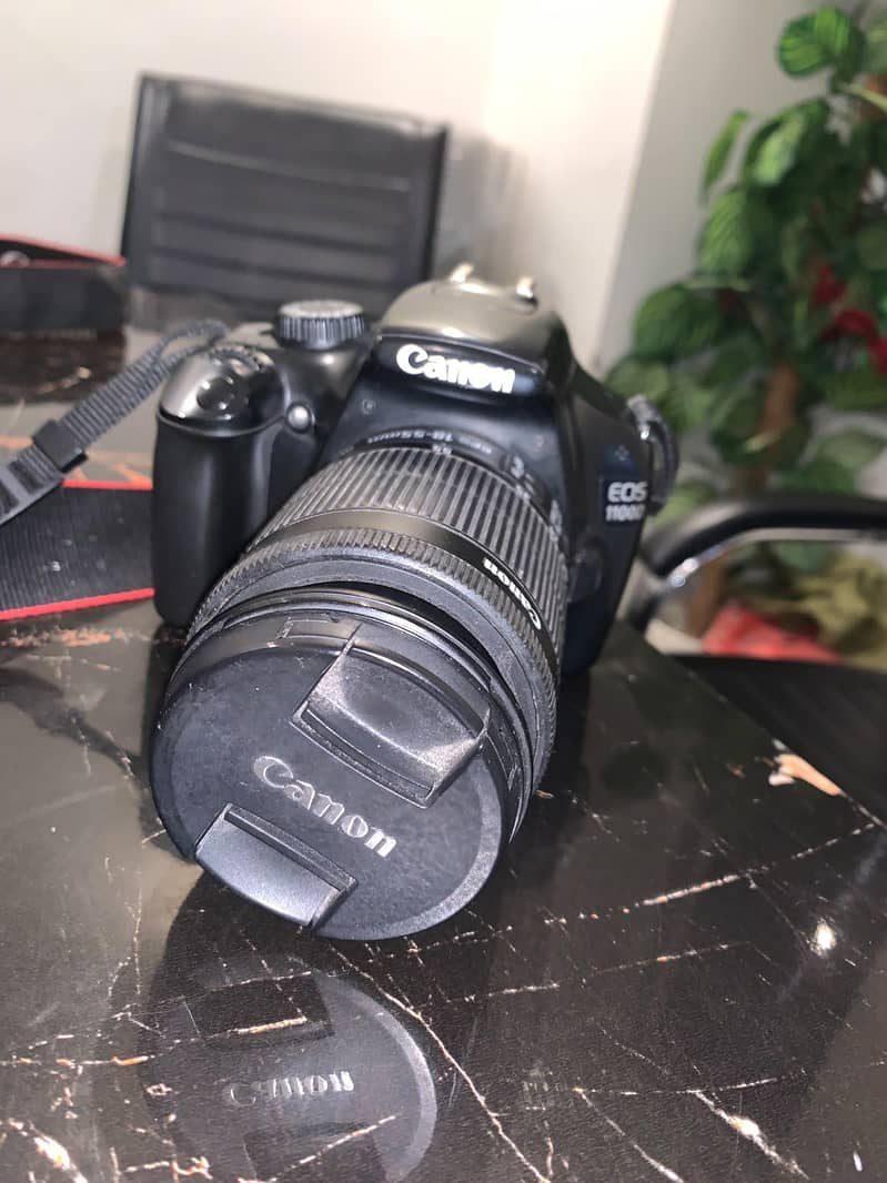 EOS 1100D 1
