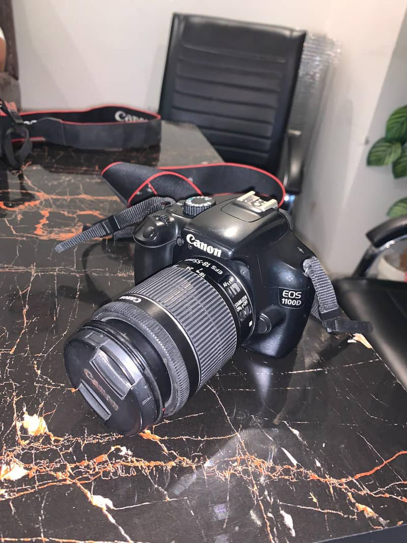 EOS 1100D 2