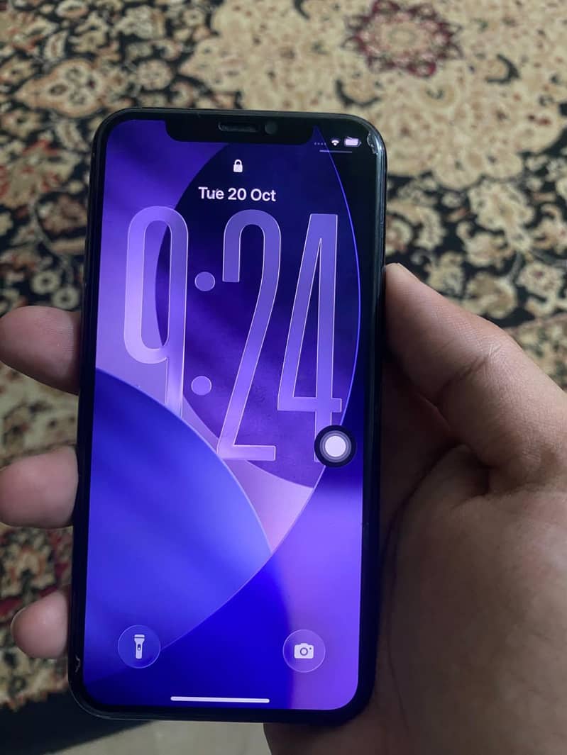 Apple iPhone 11 Pro 1
