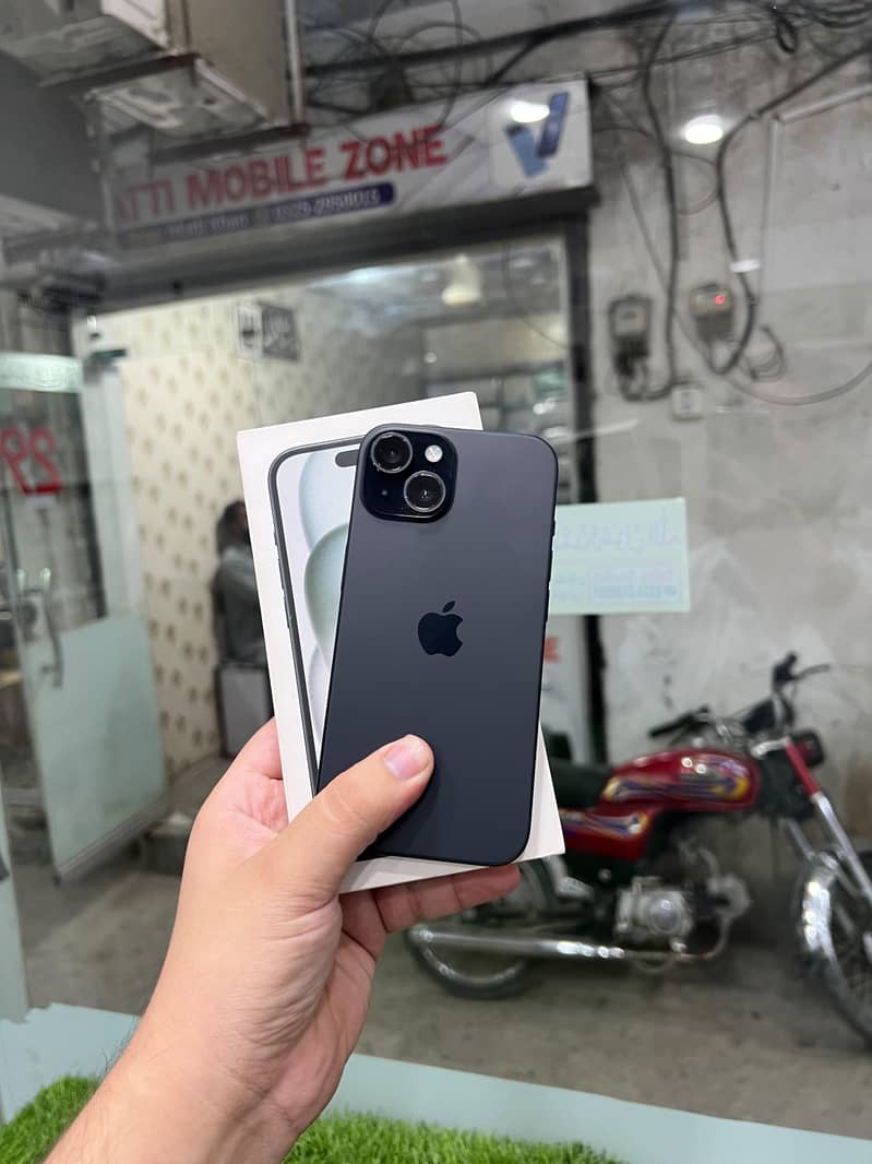 Apple iPhone 13 Pro Max 2