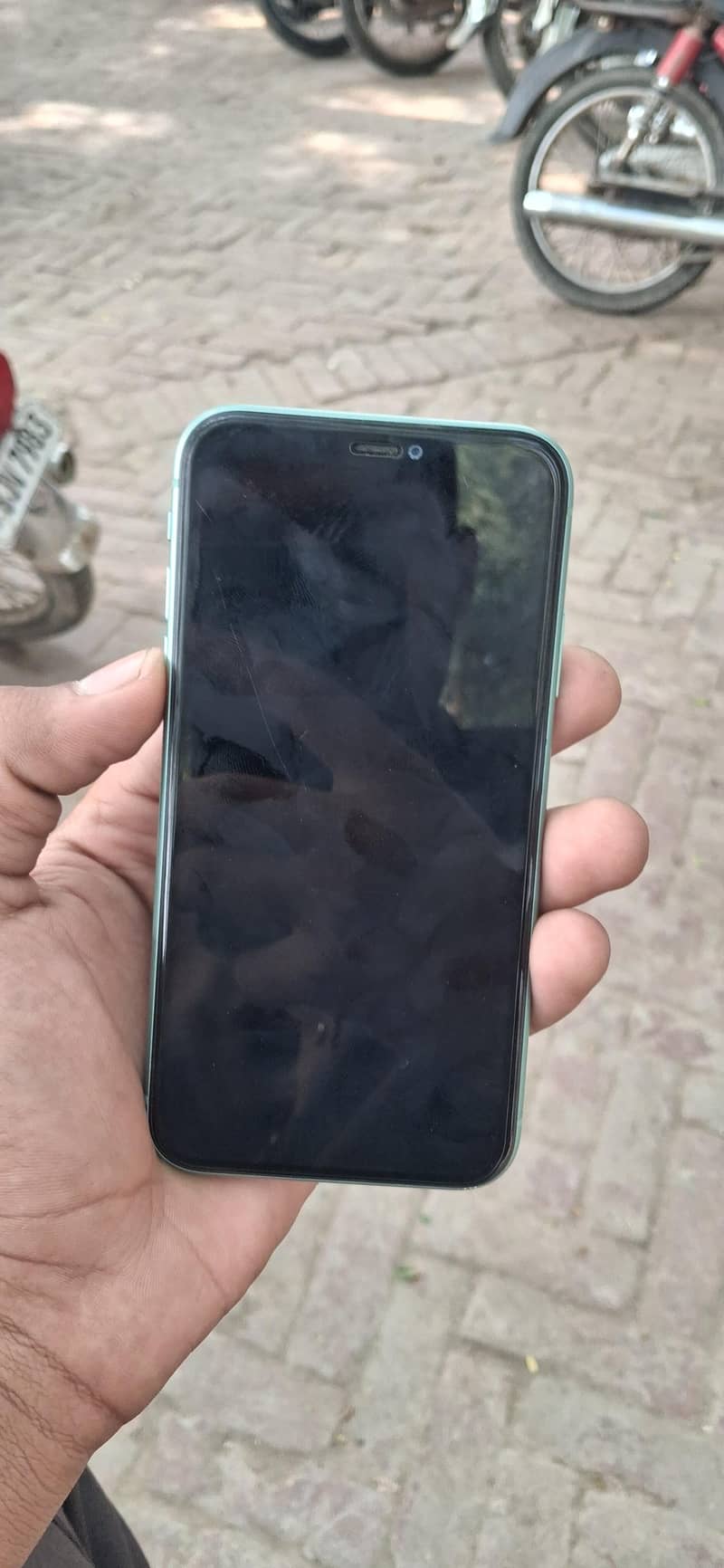 Apple iPhone 11 5