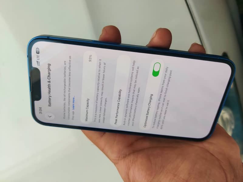 Apple iPhone 13 6