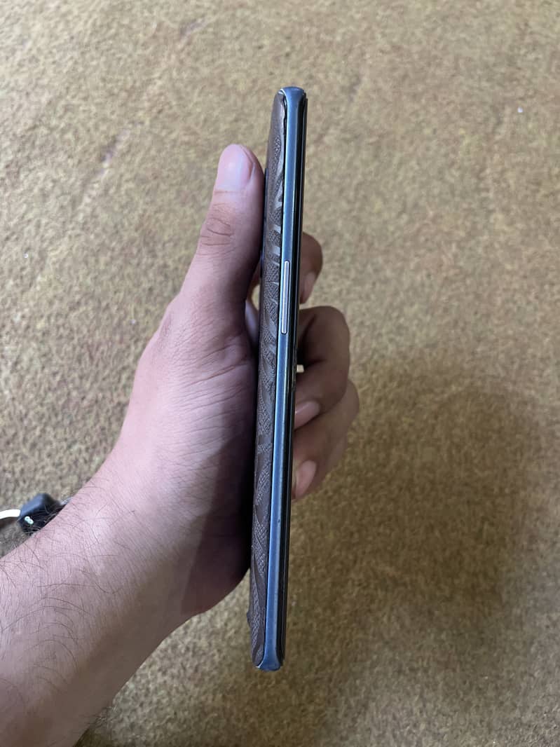 One Plus 8 5G 2