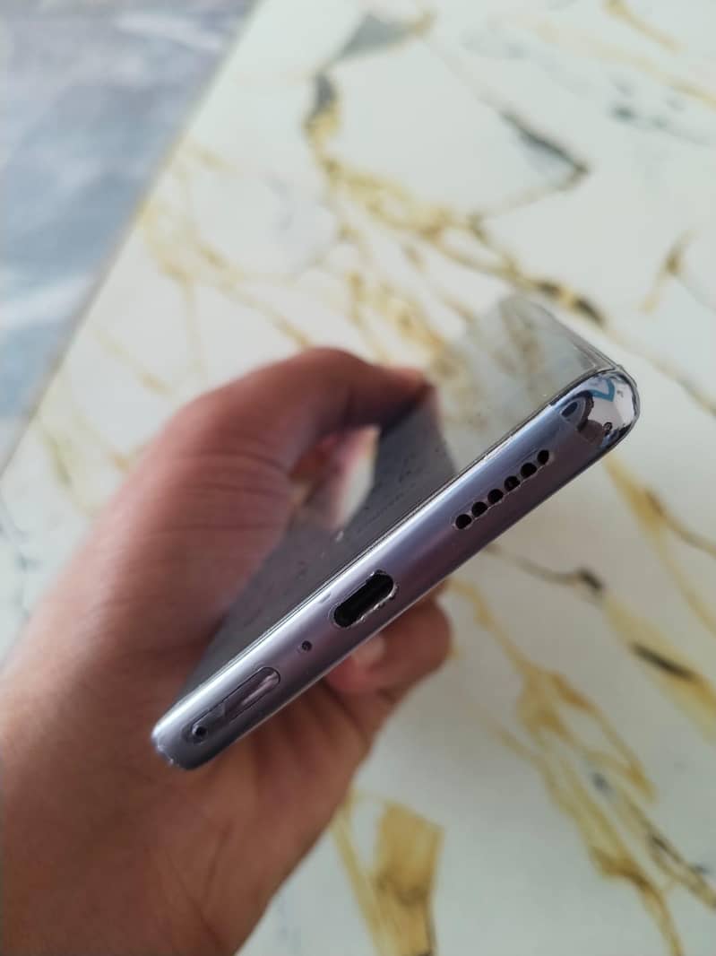Tecno CAMON 30S 3