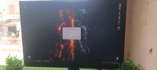 24in lcd 10/10 condition