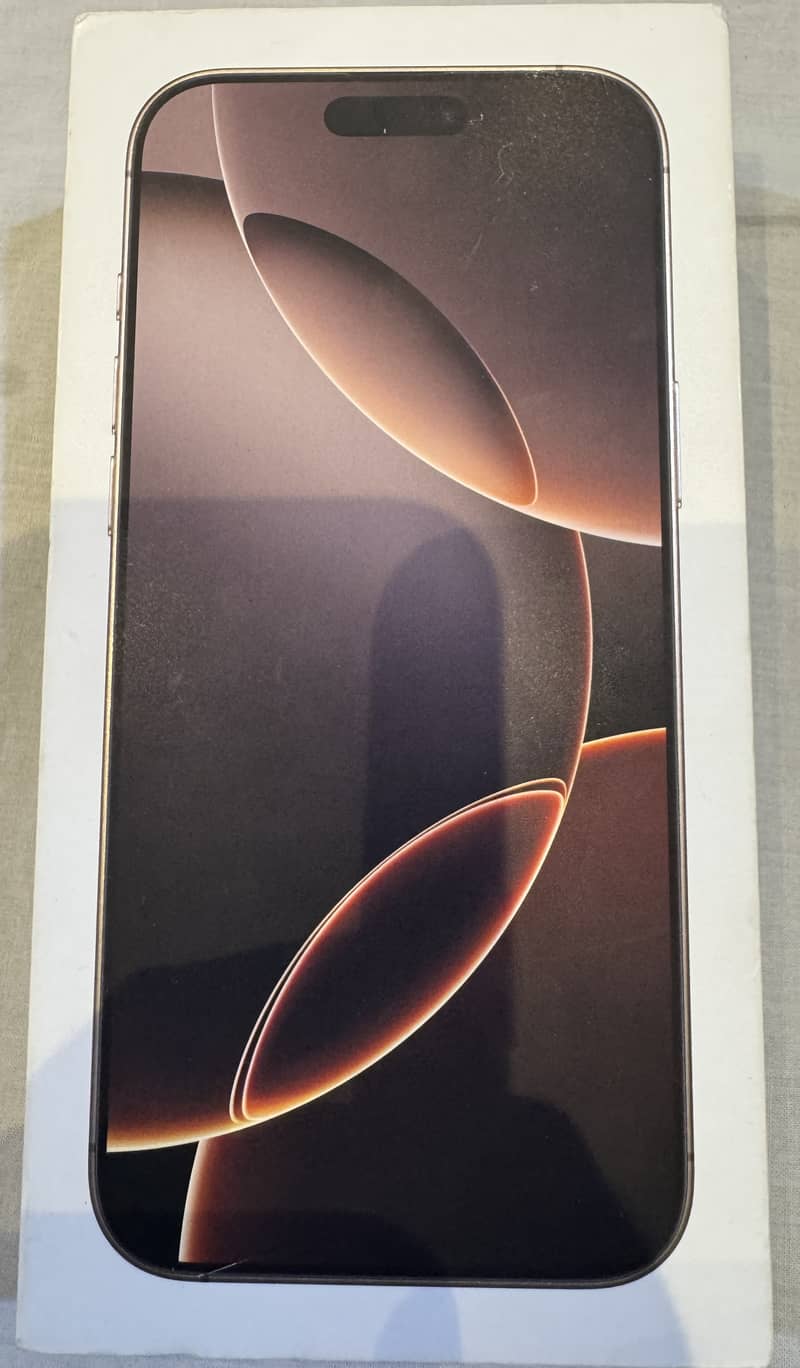 Apple iPhone 16 Pro Max 0