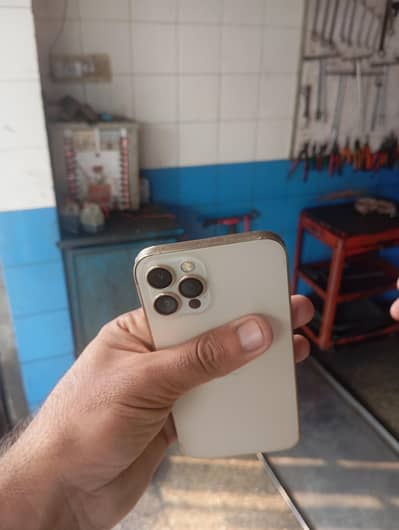 Apple iPhone 12 Pro