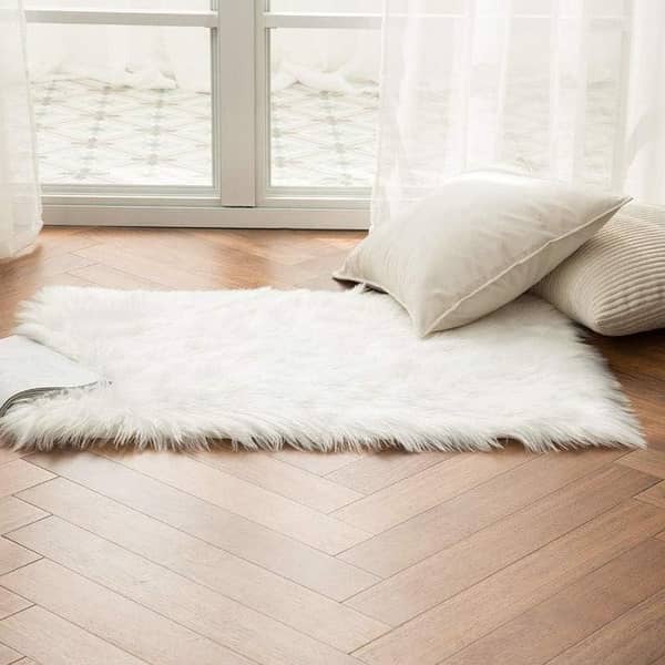 Fluffy Sheepskin Faux Fur Rug, 24 x 39 inches, White