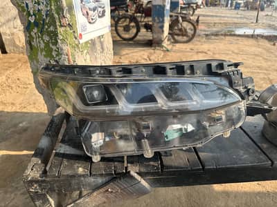 Fortuner legender left side original head light