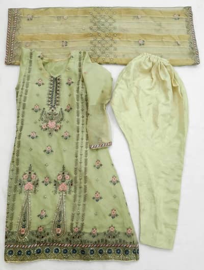 Skin golden 3 piece embroidered dress like new medium size