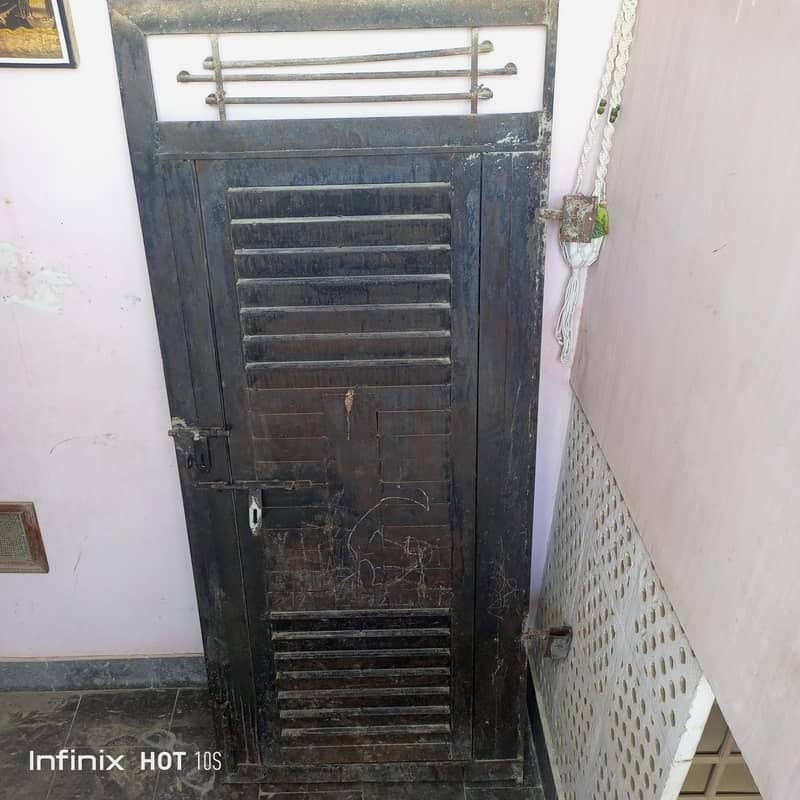 Main Door 7