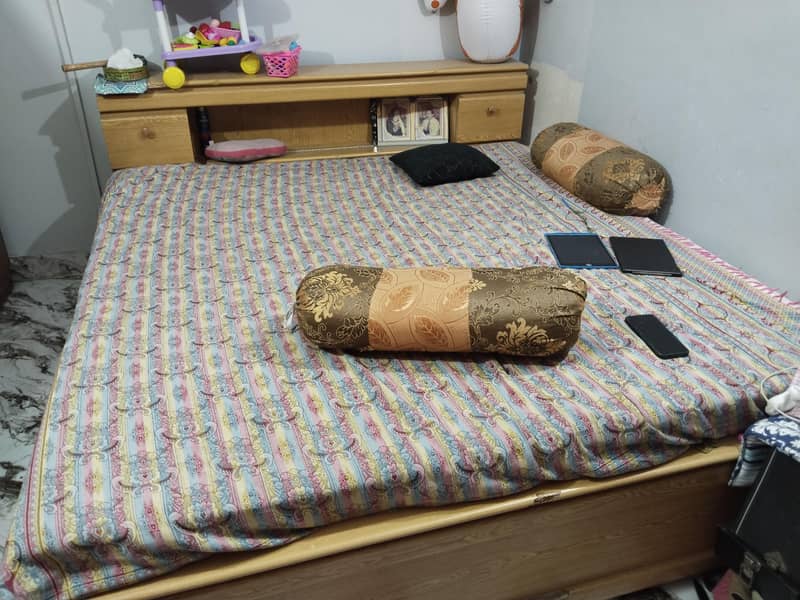 double bed 0