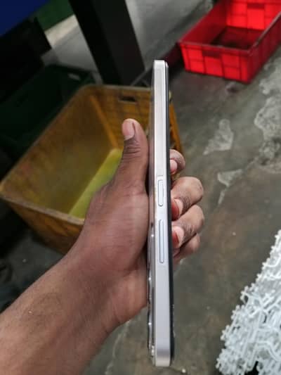 Vivo Y19s