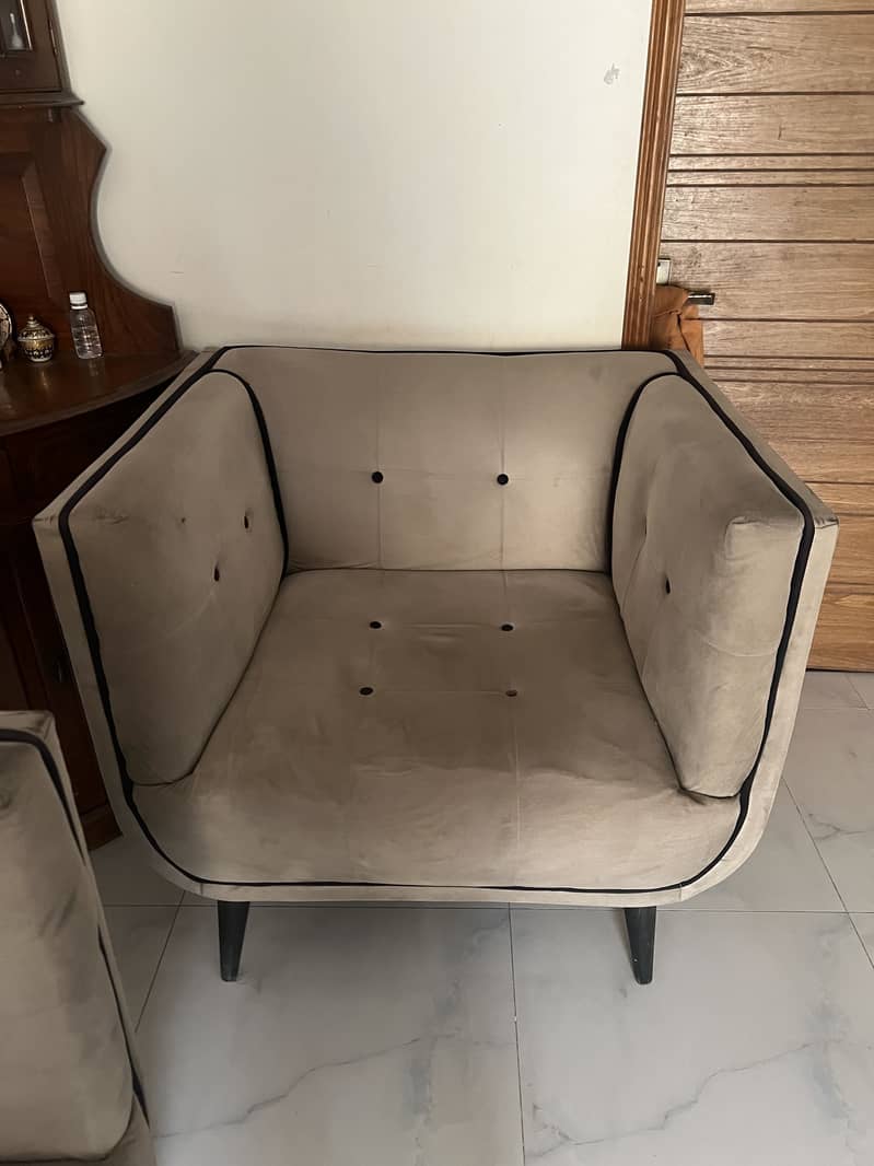 3,2,1 sofa set 1