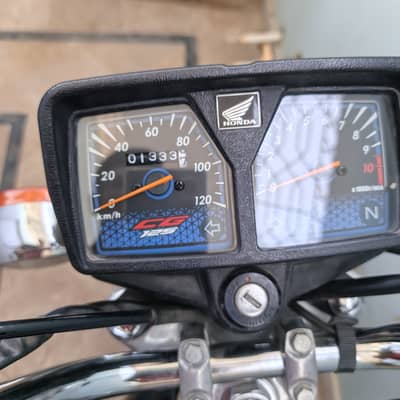 "Honda CG 125 2026 | 1,333 KM Driven | Mint Condition | First Owner Ho