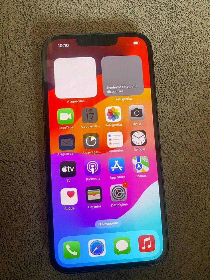 Apple iPhone 13 1