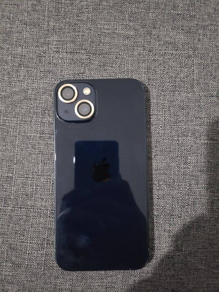 Apple iPhone 13 4