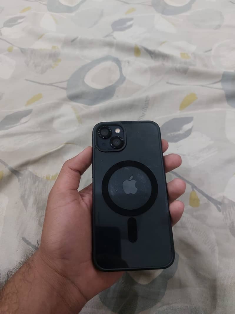 Apple iPhone 13 0