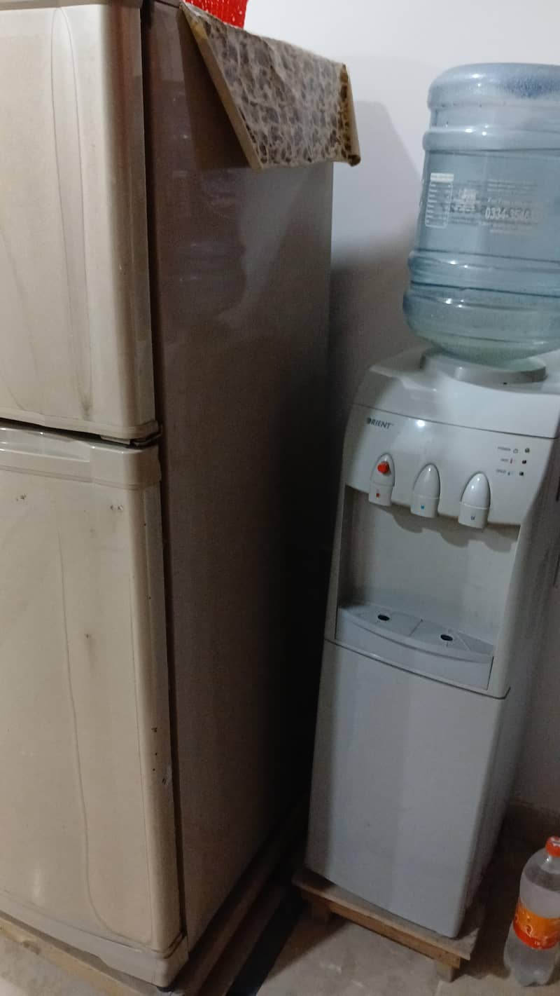 Fridge 8